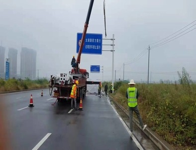威海威海专业道路标牌施工